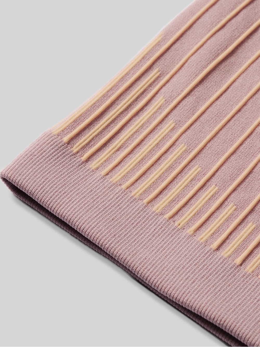 Vuori Pink Ribbed Bike Shorts - Picture 4 of 6